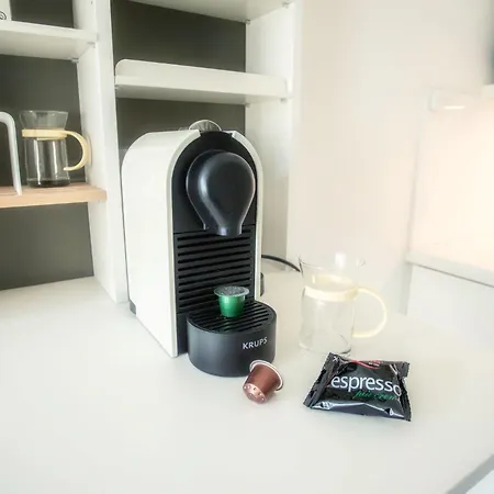 Charmantes Studio In Bestlage Im Stadtzentrum Mit Balkon & Self Checkin - City Loft 3 - Lejlighed Köln